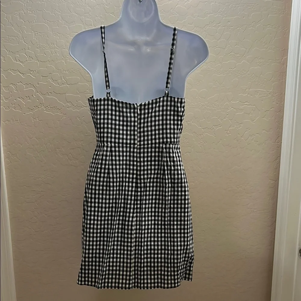 Black and White Mini Dress - Picture 3 of 3